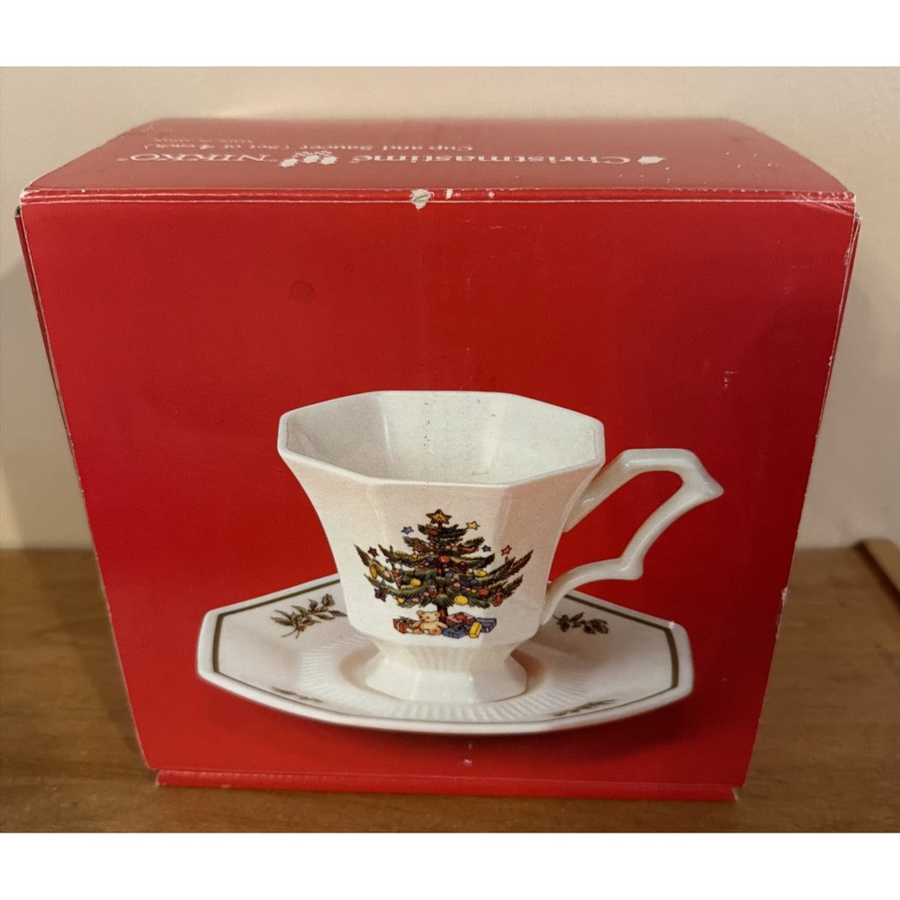 Vintage Set of 4 Nikko Christmastime Octagon CUP/SAUCER SETS -Japan - NEW in Box